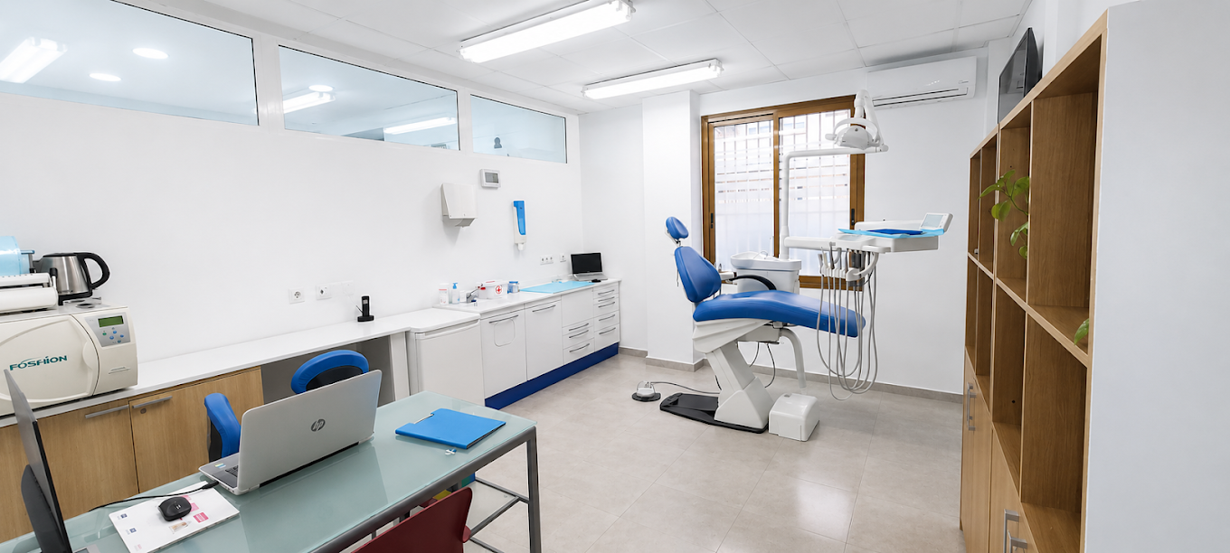 Implantes dentales en Clínica Dental Familiar